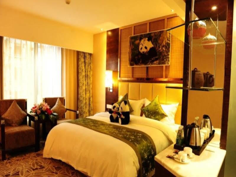 แพนด้า ปริ๊นซ์ โฮเต็ล Hotel เฉิงตู ภายนอก รูปภาพ