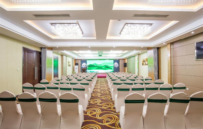 แพนด้า ปริ๊นซ์ โฮเต็ล Hotel เฉิงตู ภายนอก รูปภาพ