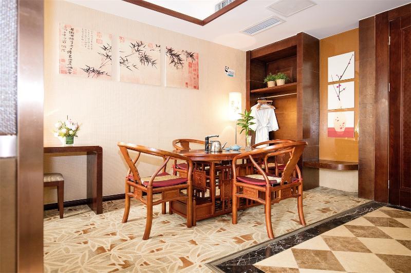 แพนด้า ปริ๊นซ์ โฮเต็ล Hotel เฉิงตู ภายนอก รูปภาพ