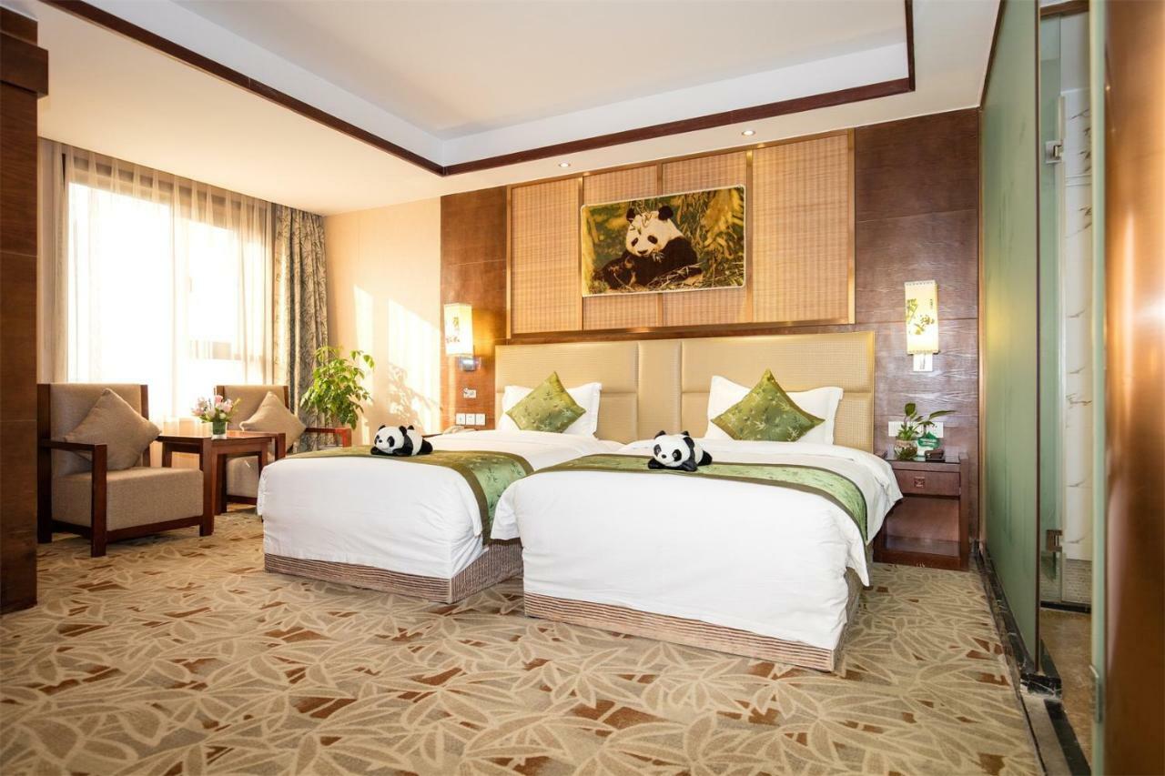 แพนด้า ปริ๊นซ์ โฮเต็ล Hotel เฉิงตู ภายนอก รูปภาพ