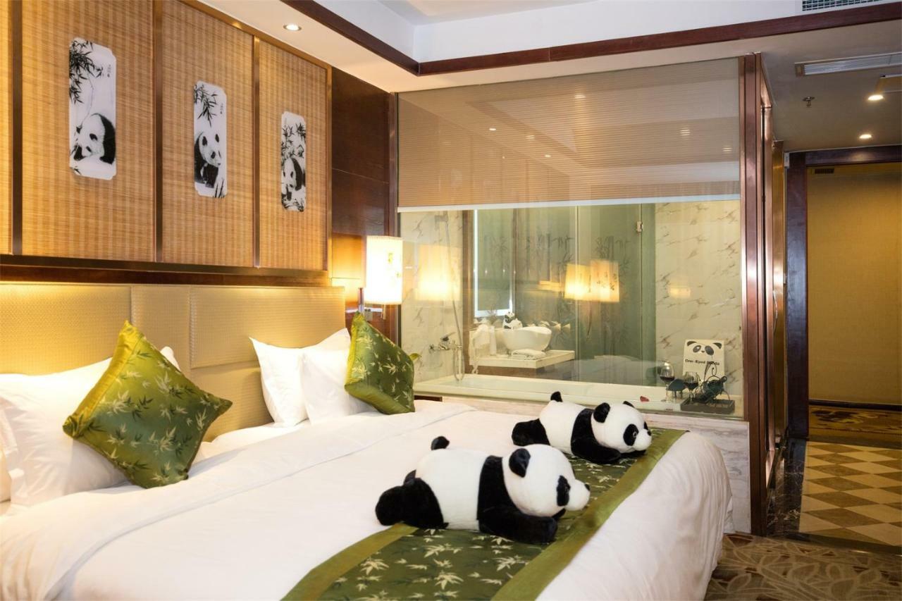 แพนด้า ปริ๊นซ์ โฮเต็ล Hotel เฉิงตู ภายนอก รูปภาพ