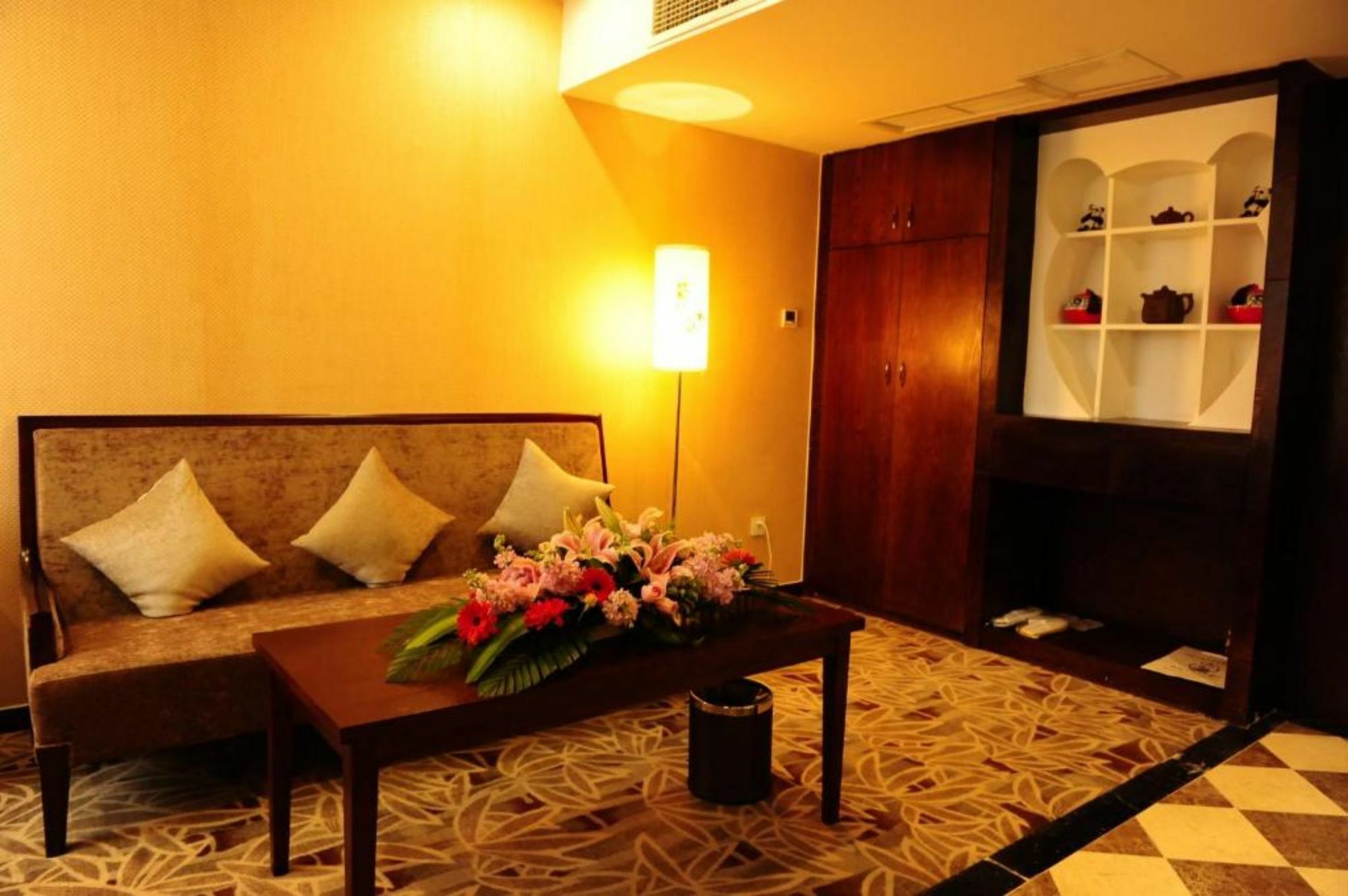 แพนด้า ปริ๊นซ์ โฮเต็ล Hotel เฉิงตู ภายนอก รูปภาพ